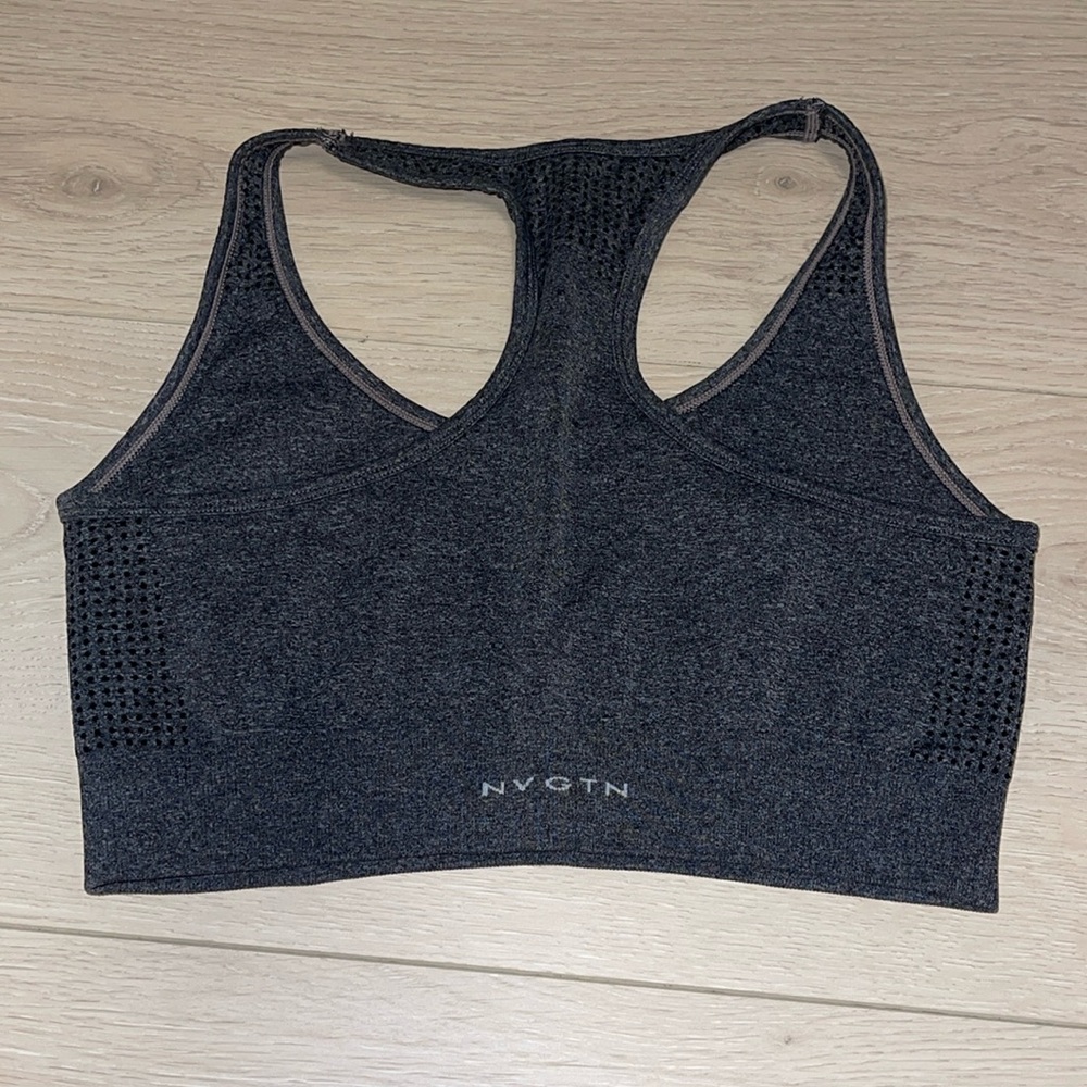 Euc NVGTN Sports Bra sz Small - Picture 2 of 3